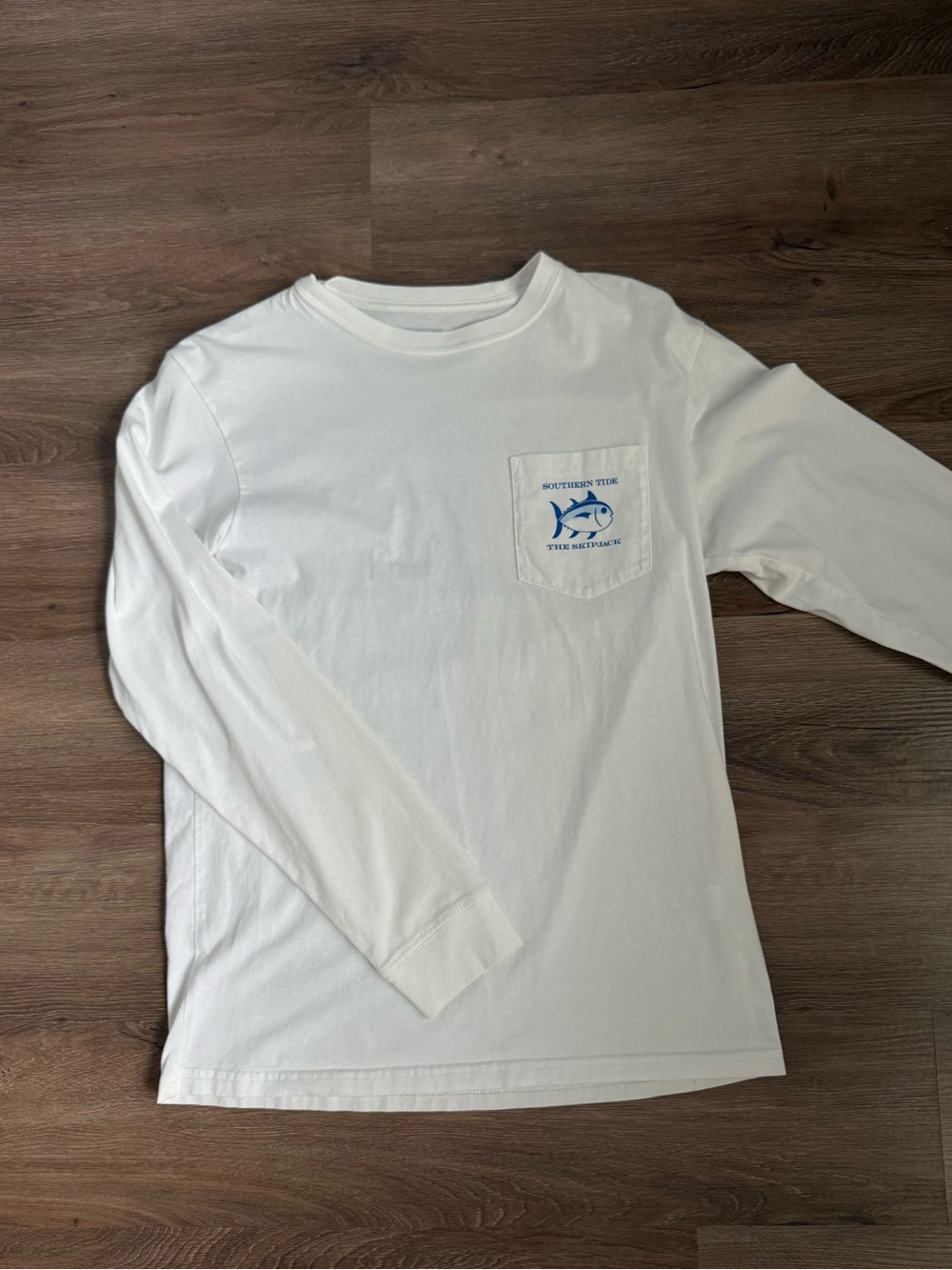 Southern Tide White Long Sleeve Pocket Tee with Blue Fish Logo